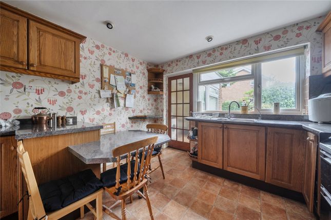 219, Moorland Road, Witney photo 4