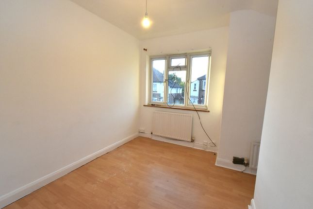 Harrow photo 4
