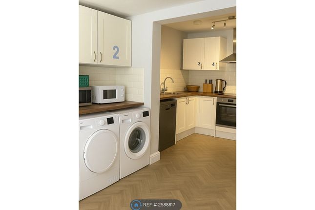 Main Street, Huthwaite, Sutton-In-Ashfield photo 5