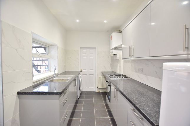 Thumbnail Flat to rent in Ripon Street, Gateshead