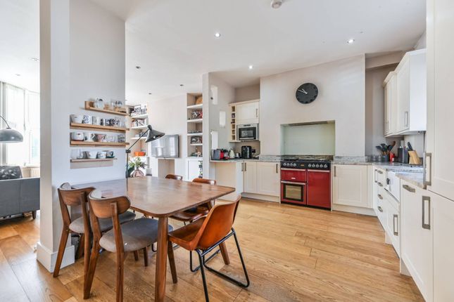 Thumbnail Flat for sale in Cologne Road, Clapham Junction, London