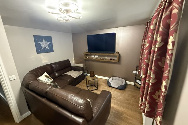 42, Highland Park, Cullompton photo 2