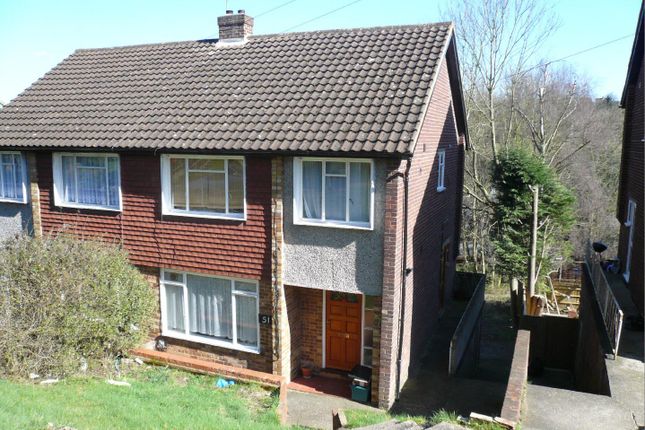 Thumbnail Maisonette to rent in Deeds Grove, High Wycombe