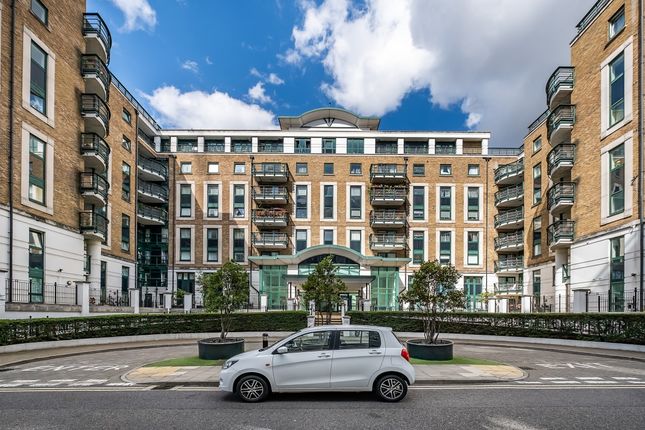 Beckford Close, London photo 3
