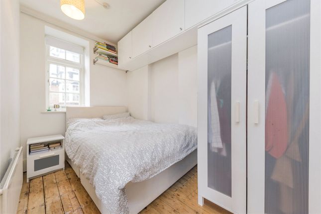 Studio to rent in Holly Lodge Mansions, Oakeshott Avenue
