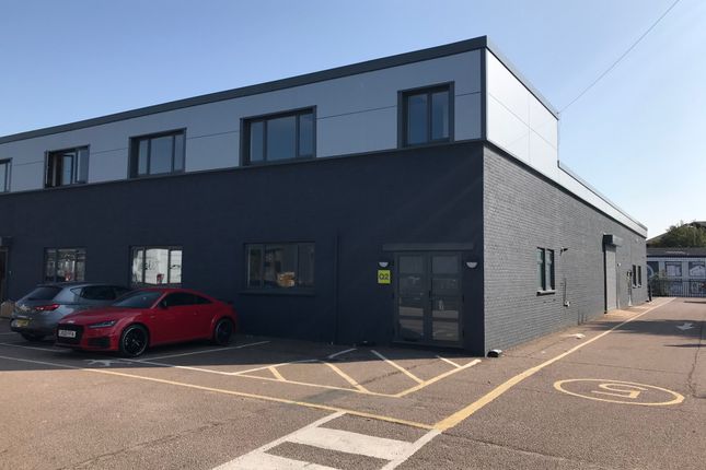 Industrial to let in Unit Q2, Penfold Industrial Park, Watford