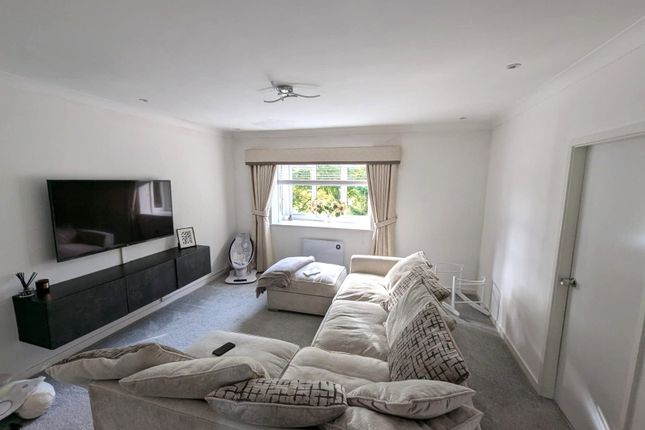 74 Darley Drive, Liverpool photo 3