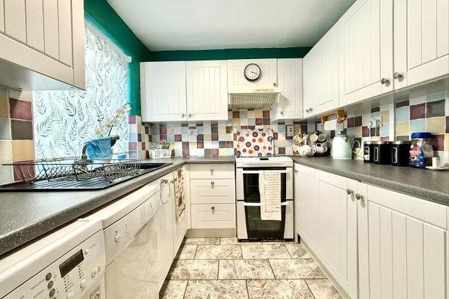 53, Anthony Drive, Newport photo 3