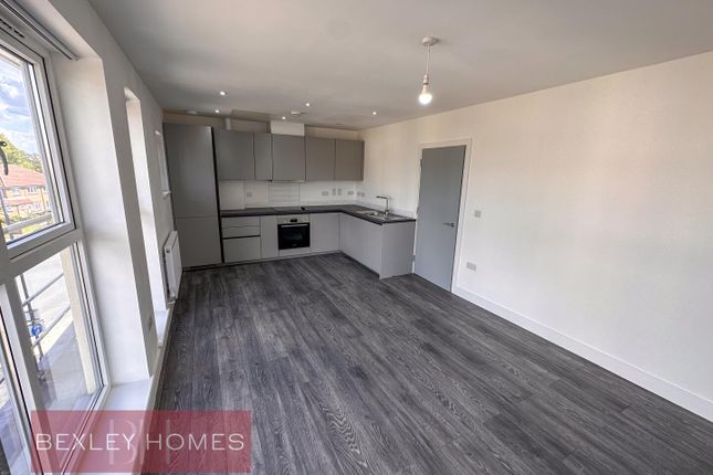 Flat 13, Springhead Parkway, Northfleet photo 3