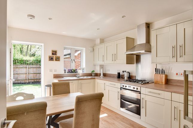 36, Flitchside Drive, Dunmow photo 4