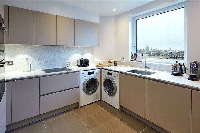 Flat to rent in Ashburn Place, South Kensington, London