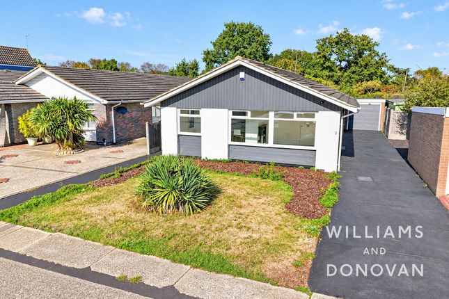 3-bed bungalow on 2, Glebelands, Benfleet, £450,000