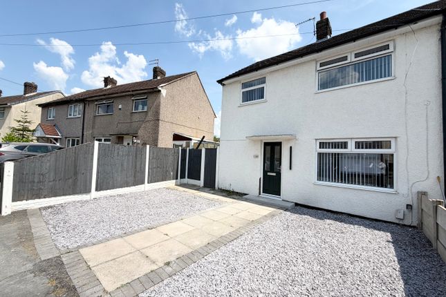 3-bed house on 13, St. Helens, £1,100/mo