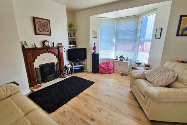 11, Hillsboro Place, Porthcawl photo 3