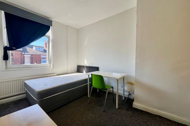 Room 2, 7, Barras Place, LEEDS photo 5