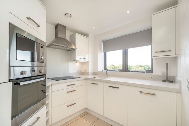 38 Kingswood Court, 47-51, Sidcup Hill, Sidcup photo 3