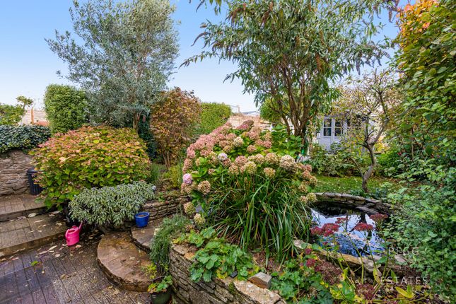 End terrace house for sale in Carlton Road, Torquay