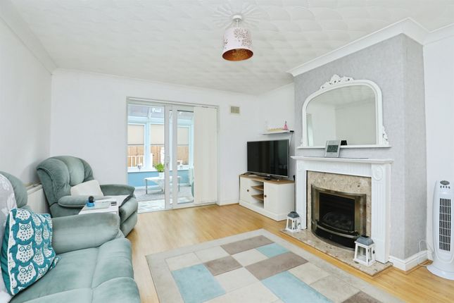 3, Woodpecker Drive, Thetford photo 2