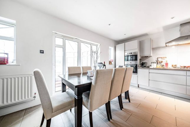 Property to rent in Magnolia Place, Ealing, London