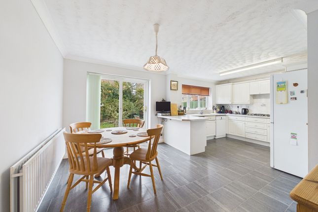 13 Nightingale Way, Thetford photo 2