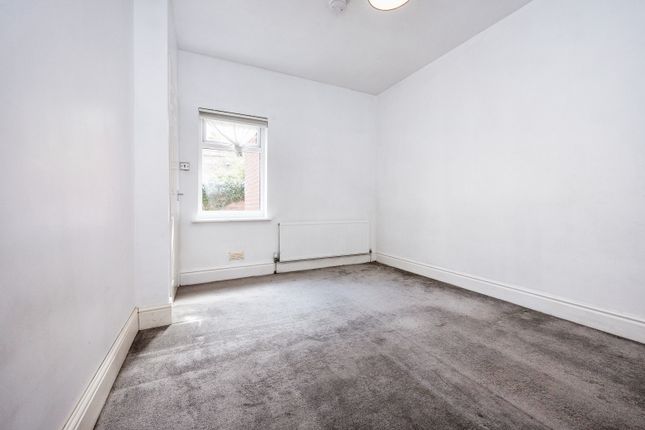 58B, Bedford photo 4
