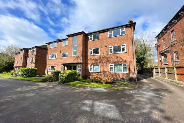 Thumbnail Flat for sale in Wardle Road, Sale