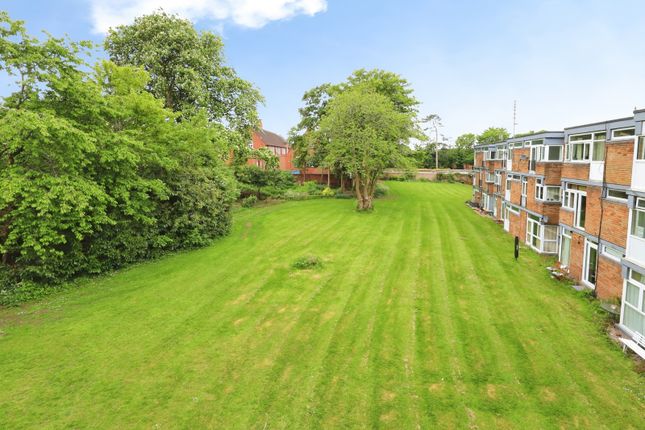 22, The Lindens, Wolverhampton photo 4