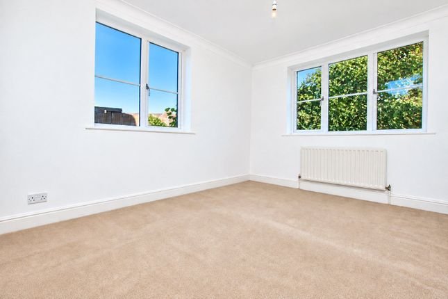 Flat 1, Boundary House, 1, Kings Road, Guildford photo 4