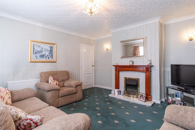 6, Belmont Road, Leyland photo 2