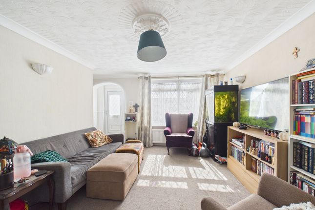 3, Dornoch Drive, Hull photo 4