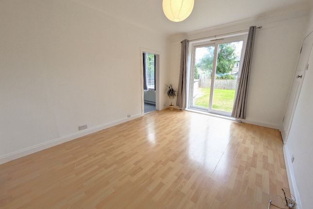 Colinton Mains Crescent, Colinton Mains, Edinburgh, EH13 9DD, Edinburgh photo 2