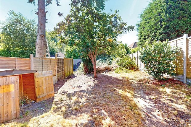 Pine View, SEVENOAKS photo 3