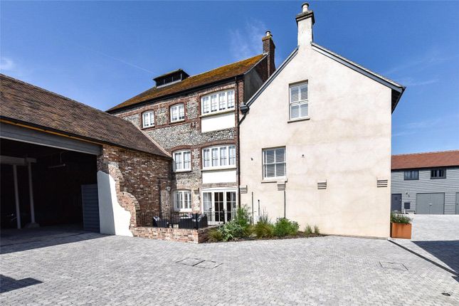 3 bed flat for sale in Eagle Brewery Yard, Brewery Hill, Arundel, West Sussex BN18
