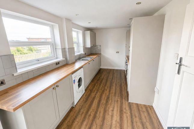 40, Hadrian Road, Newcastle upon Tyne photo 4