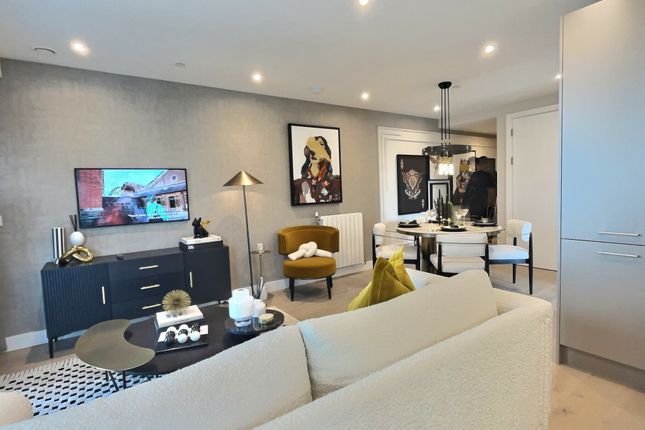 Flat 1106, Goldsmith Apartments 7, Brigadier Walk, London photo 2