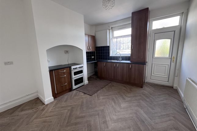 125, Dearne Road, Rotherham photo 3