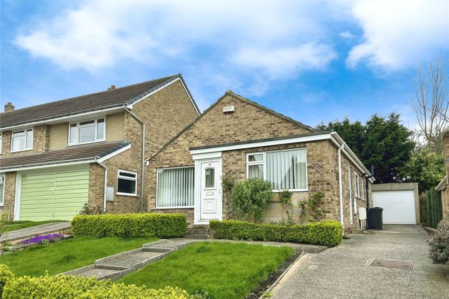 Thumbnail Bungalow for sale in Dartmouth Avenue, Almondbury, Huddersfield