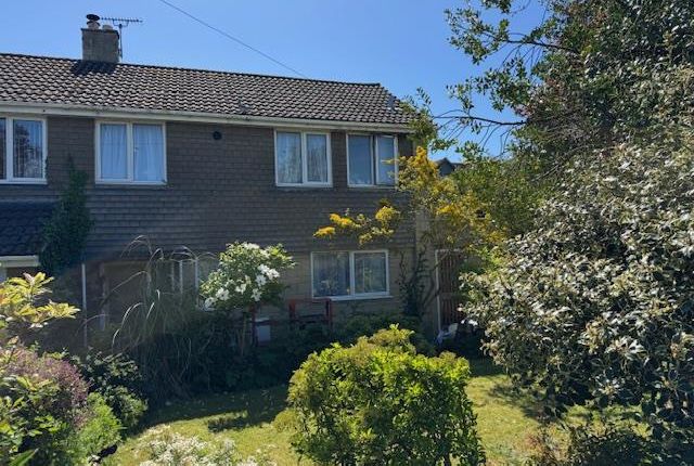 3-bed house on 12, Churchill Place, Fairford, £350,000