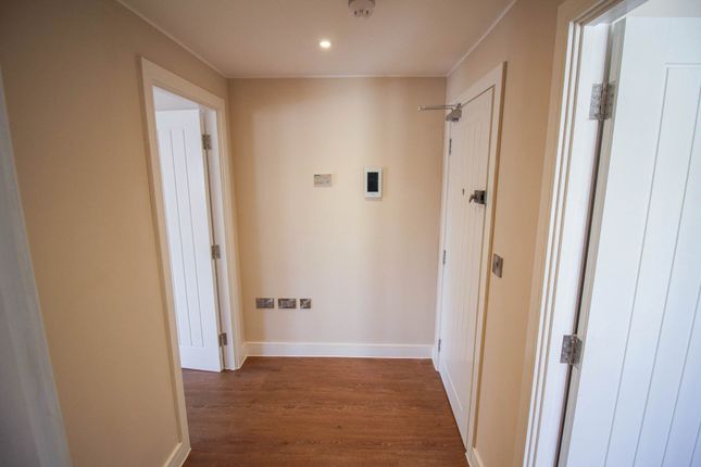 Flat 7, Park View Apartments, Ellenborough Park South, Weston-super-Mare photo 3