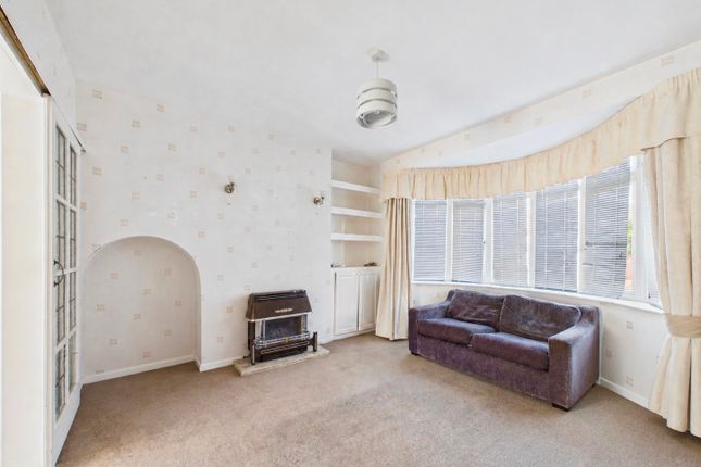 4 Durston Close, Leicester photo 2