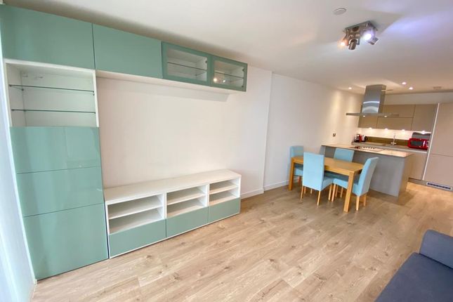 Flat for sale in Zest House, Dalston, London