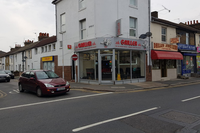 Thumbnail Restaurant/cafe for sale in Wrotham Road, Gravesend