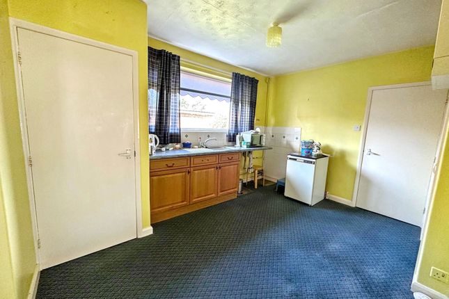 9, Windsor Avenue, Spalding photo 4