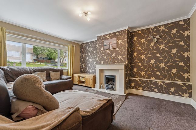 41 Sunnyside Drive, Blairdardie, Glasgow photo 2