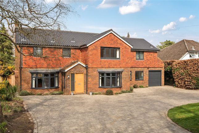 5-bed house on 7, Rookery Close, Leatherhead, £1,825,000