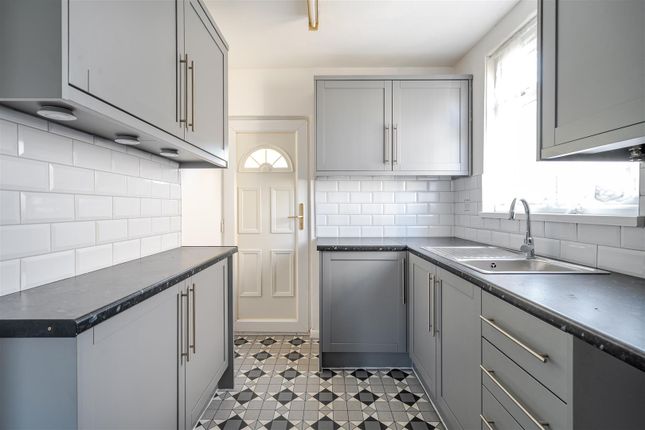 81, Faldo Road, Bedford photo 4