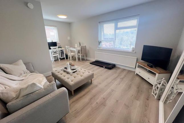 Thumbnail Flat to rent in Quarry Street, Guildford