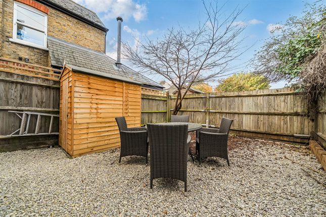 49, Grove Lane, Kingston Upon Thames photo 4
