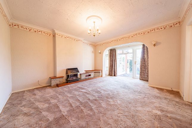 23 Carmen Grove, Leicester photo 3