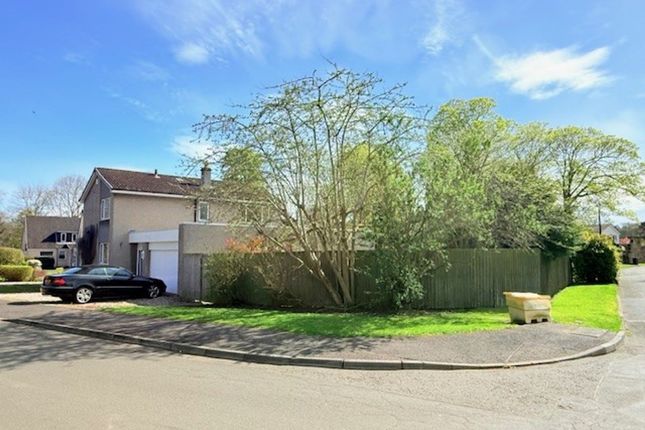 37 Raith Drive, Kirkcaldy photo 3